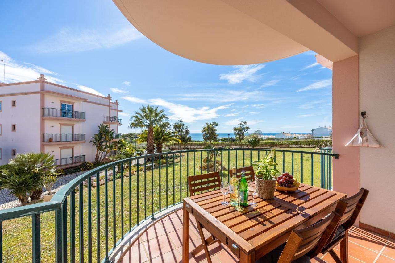 Апартаменты Algarve Golf And Relaxation Praia Da Luz Экстерьер фото