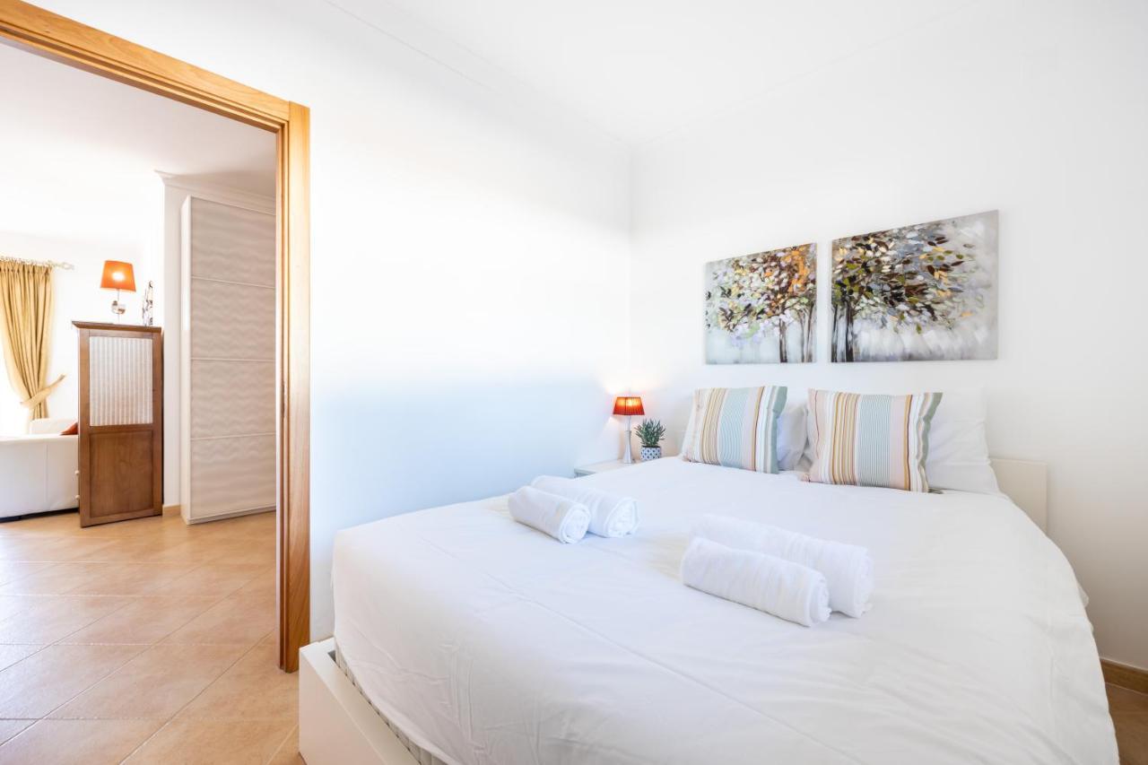 Апартаменты Algarve Golf And Relaxation Praia Da Luz Экстерьер фото